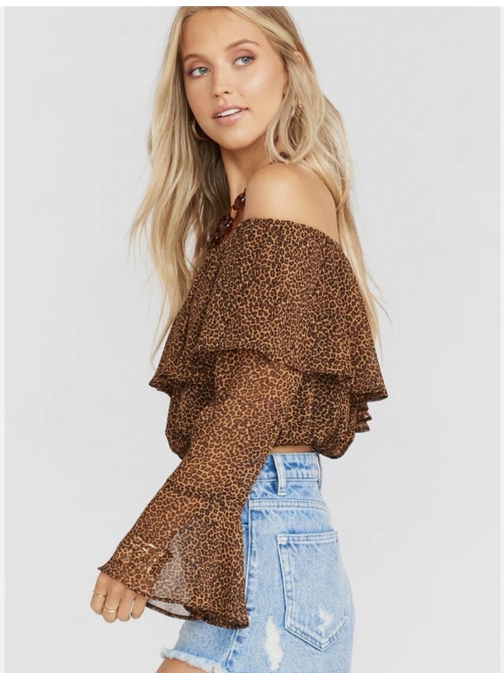 Show Me Your MuMu Brown Leopard Off-Shoulder Love Spell Ruffle Crop Top - Picture 3 of 15
